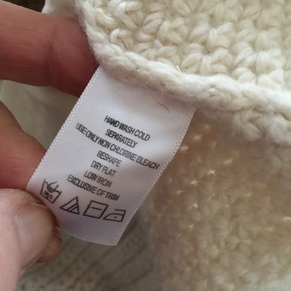 BOSTON DESIGN STUDIO crochet ivory 3/4 sl sweater - Picture 4 of 7